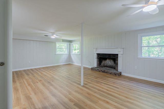 546 LUPTON RD, Woodstock, VA 22664