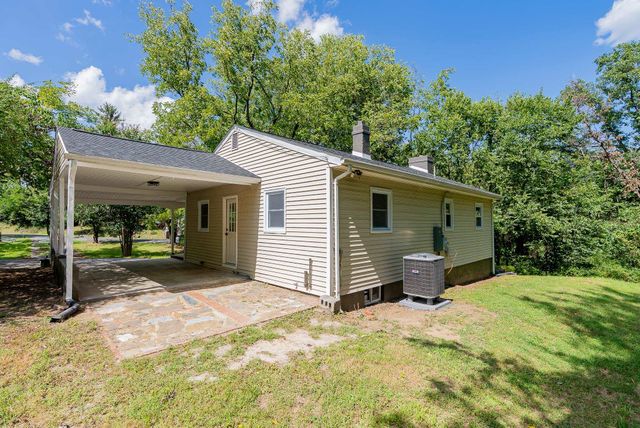 546 LUPTON RD, Woodstock, VA 22664