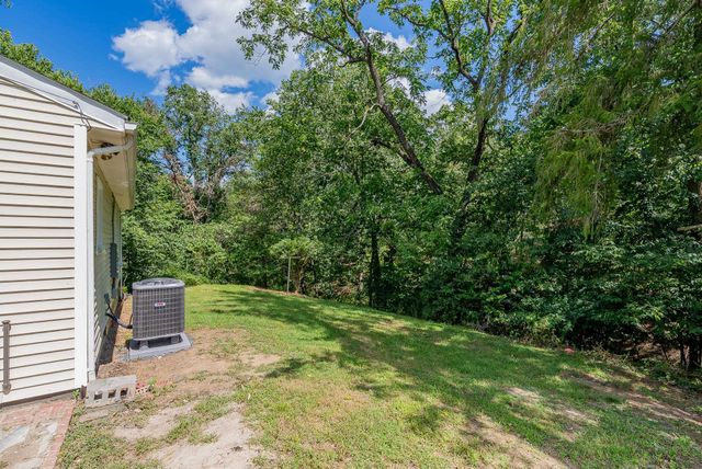 546 LUPTON RD, Woodstock, VA 22664