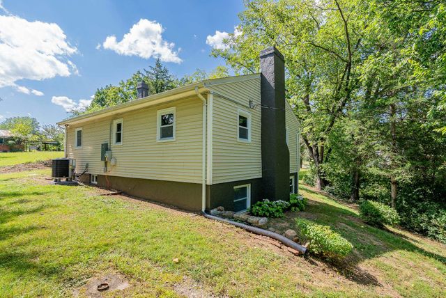 546 LUPTON RD, Woodstock, VA 22664