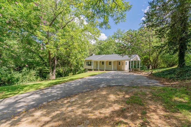 546 LUPTON RD, Woodstock, VA 22664