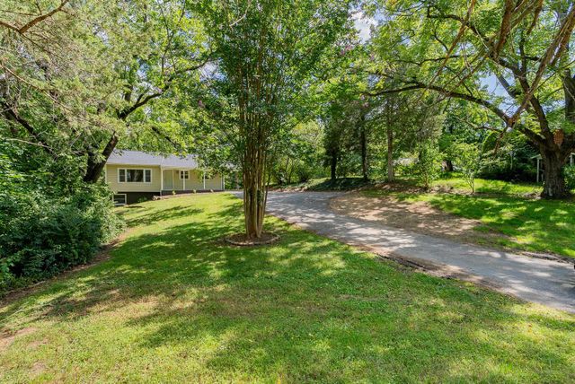 546 LUPTON RD, Woodstock, VA 22664