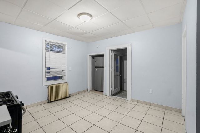 79 Irving St, Newark City, NJ 07104