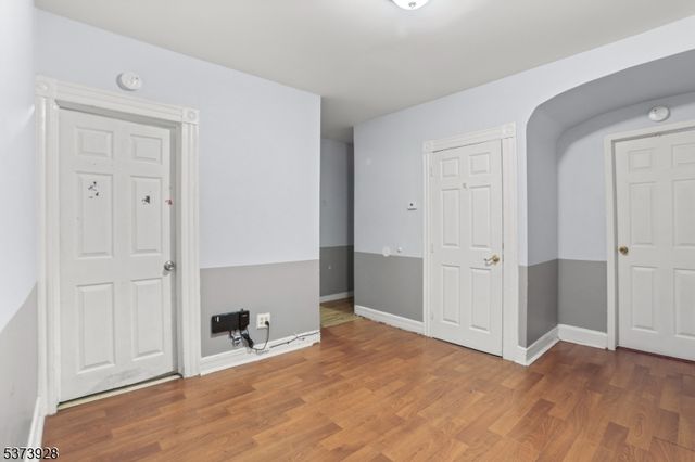 79 Irving St, Newark City, NJ 07104