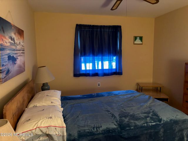 21 Snowberry Lane A, Whiting, NJ 08759