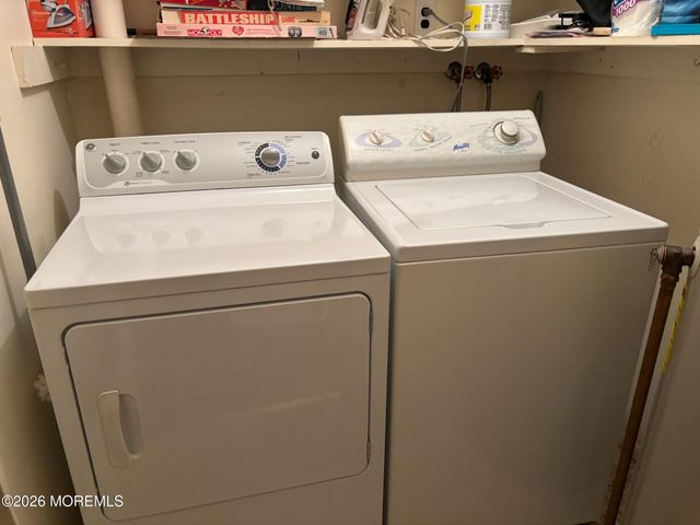 21 Snowberry Lane A, Whiting, NJ 08759