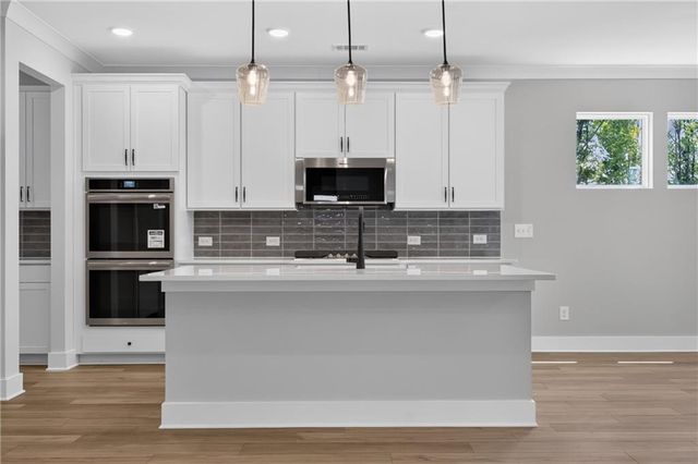 4543 Mary Ruth Way, Loganville, GA 30052