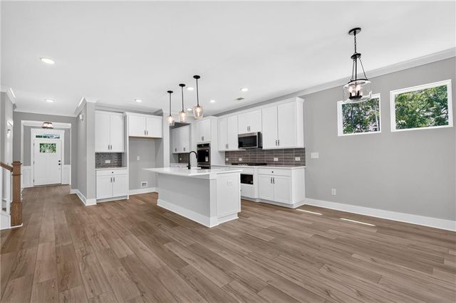 4543 Mary Ruth Way, Loganville, GA 30052