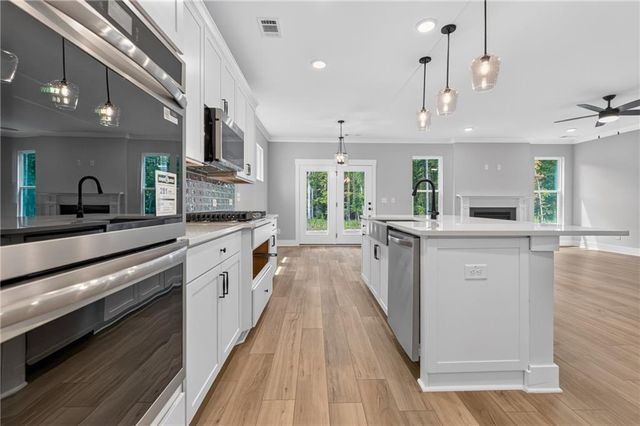 4543 Mary Ruth Way, Loganville, GA 30052