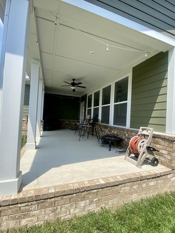 1601 Drakes Creek Rd, Hendersonville, TN 37075