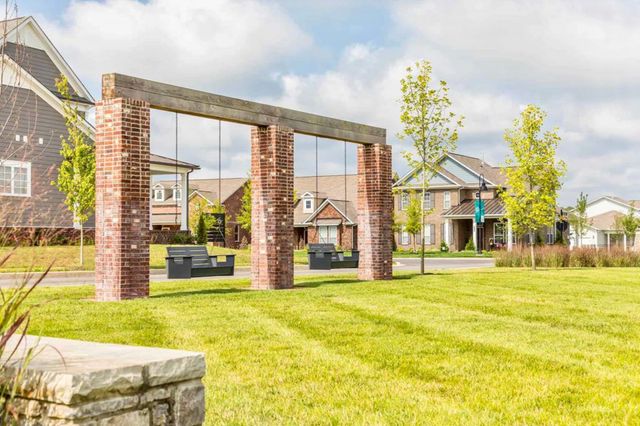 1601 Drakes Creek Rd, Hendersonville, TN 37075