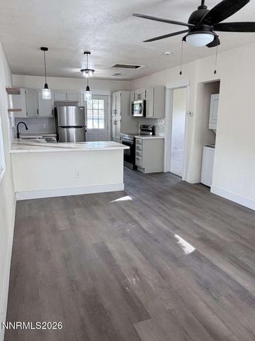1016 Prater Way, Sparks, NV 89431