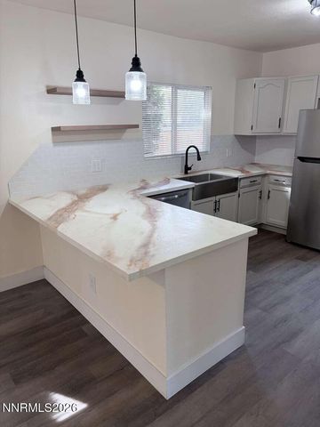 1016 Prater Way, Sparks, NV 89431