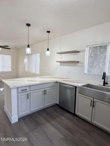 1016 Prater Way, Sparks, NV 89431