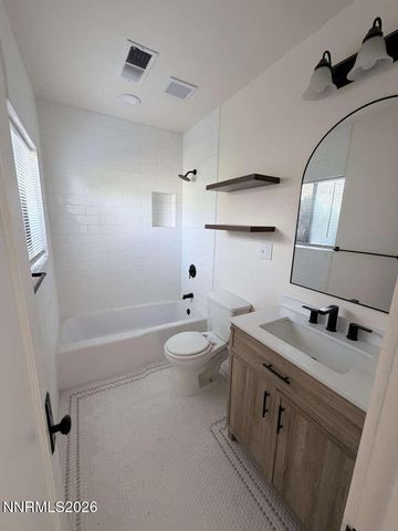 1016 Prater Way, Sparks, NV 89431