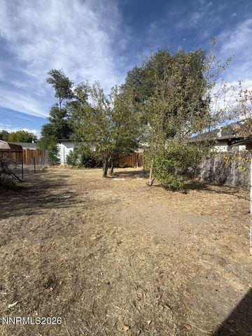 1016 Prater Way, Sparks, NV 89431