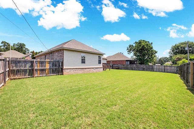 1741 Hidden Creek Drive, Sherwood, AR 72120