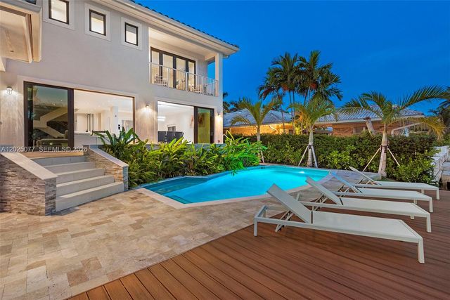 850 Washington St, Hollywood, FL 33019