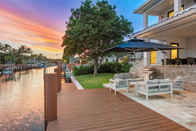 850 Washington St, Hollywood, FL 33019