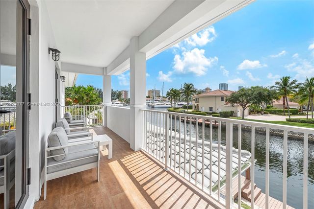 850 Washington St, Hollywood, FL 33019