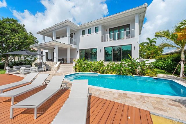 850 Washington St, Hollywood, FL 33019