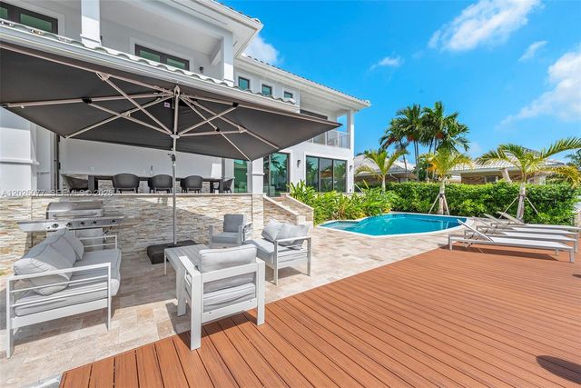 850 Washington St, Hollywood, FL 33019