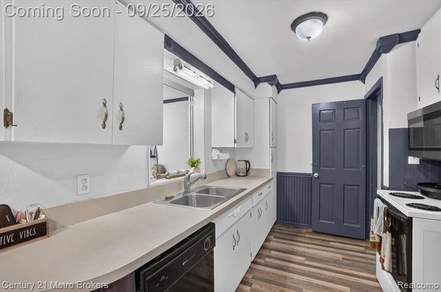 4188 Carmanwood Drive, Flint, MI 48507