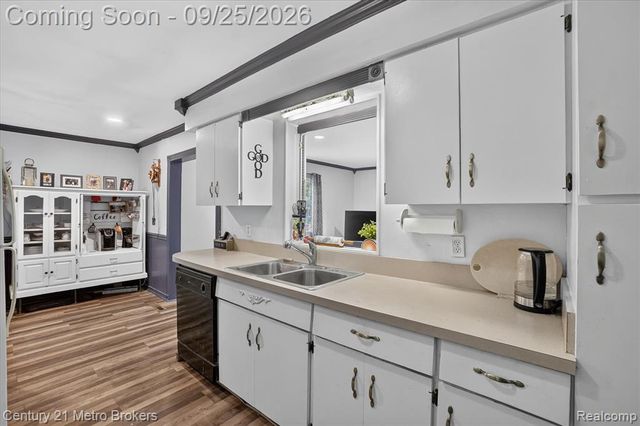 4188 Carmanwood Drive, Flint, MI 48507
