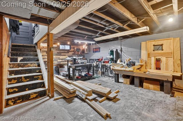 4188 Carmanwood Drive, Flint, MI 48507