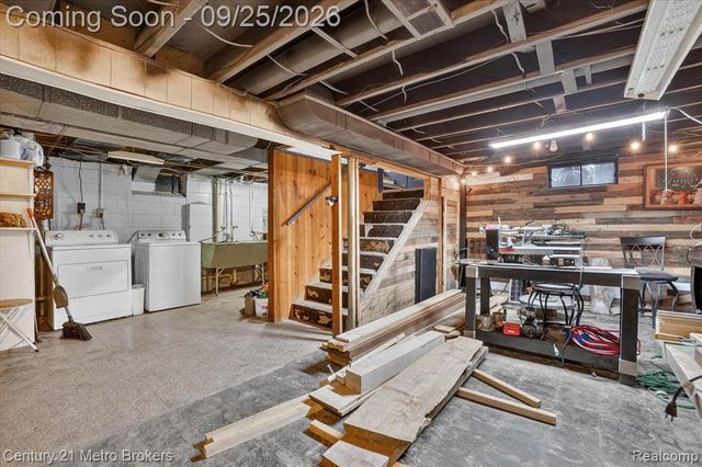 4188 Carmanwood Drive, Flint, MI 48507
