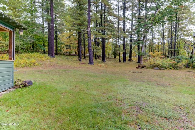 39 Cedar Lane, Lake George, NY 12845