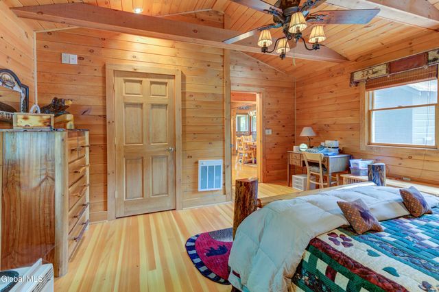 39 Cedar Lane, Lake George, NY 12845