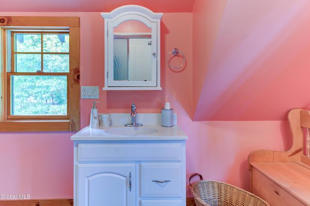 39 Cedar Lane, Lake George, NY 12845