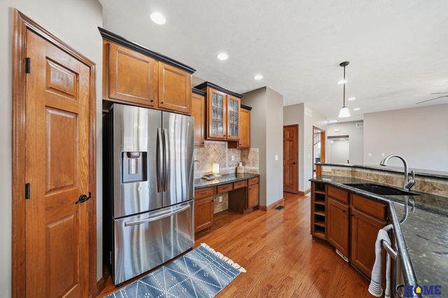 8933 S 30th Street, Lincoln, NE 68516