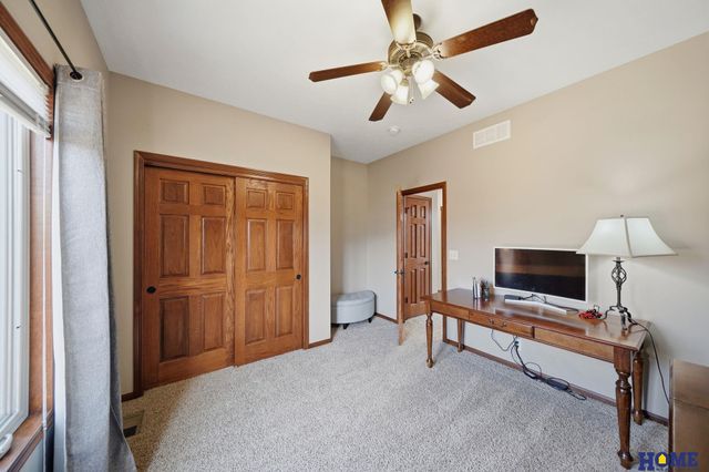 8933 S 30th Street, Lincoln, NE 68516