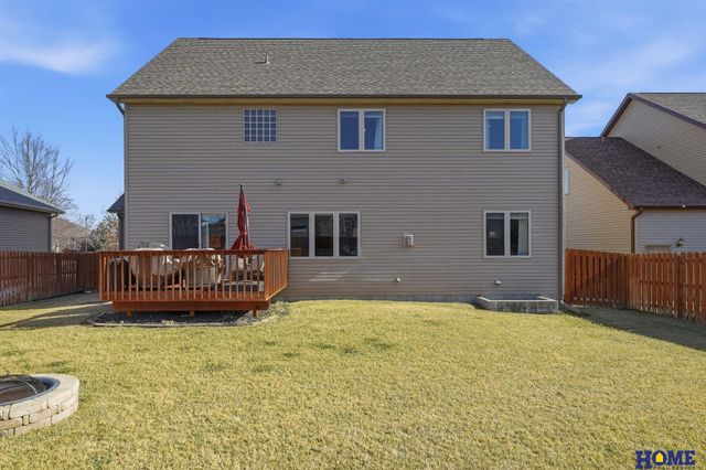 8933 S 30th Street, Lincoln, NE 68516