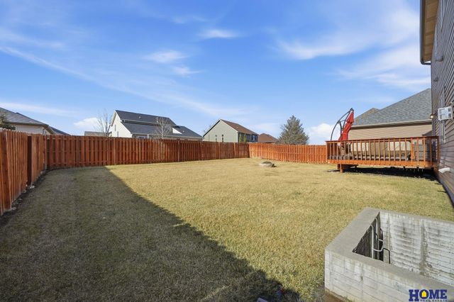 8933 S 30th Street, Lincoln, NE 68516