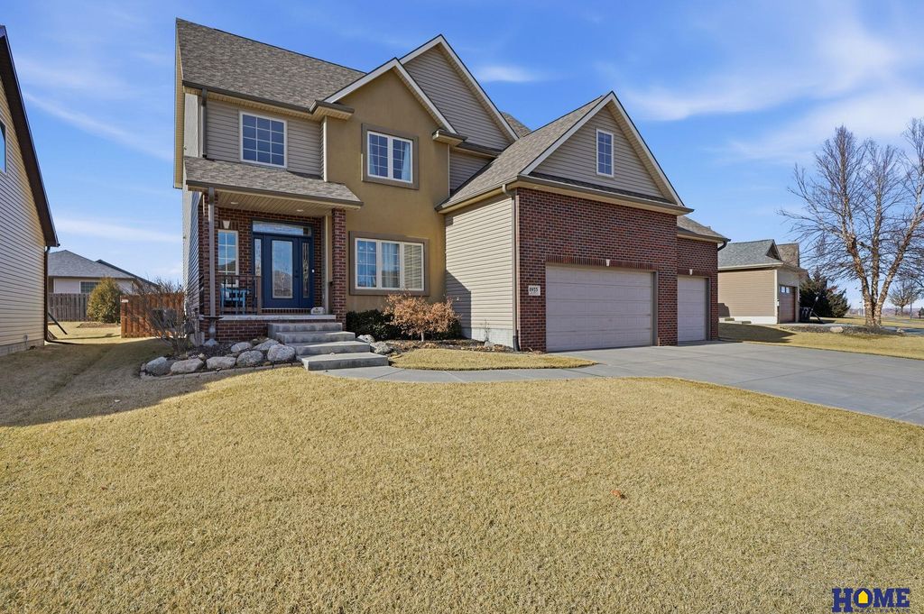 8933 S 30th Street, Lincoln, NE 68516