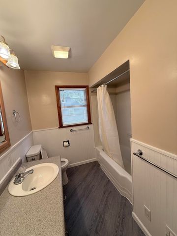 805 Slayton Avenue, Grand Haven City, MI 49417