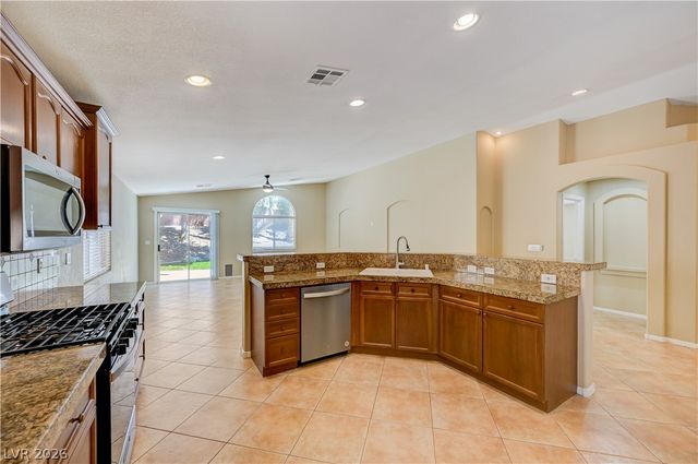 11256 PLAYA CARIBE Avenue NA, Las Vegas, NV 89138