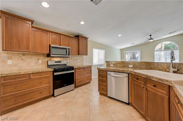 11256 PLAYA CARIBE Avenue NA, Las Vegas, NV 89138