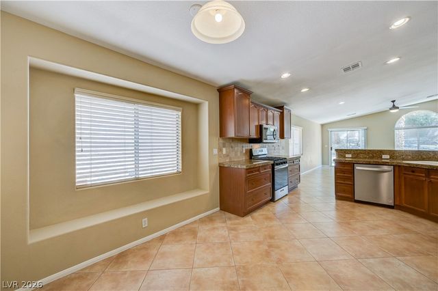 11256 PLAYA CARIBE Avenue NA, Las Vegas, NV 89138