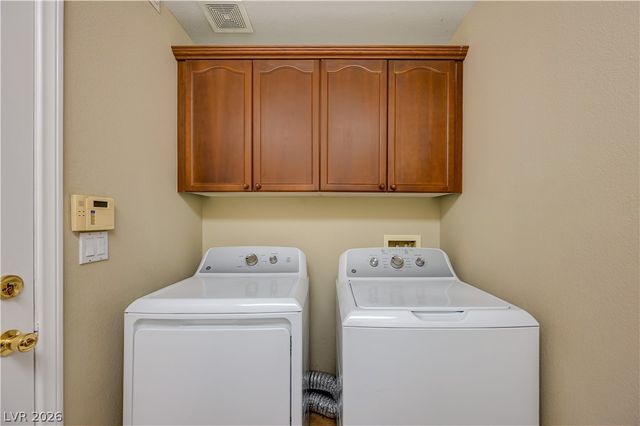 11256 PLAYA CARIBE Avenue NA, Las Vegas, NV 89138