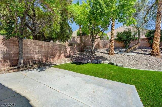 11256 PLAYA CARIBE Avenue NA, Las Vegas, NV 89138