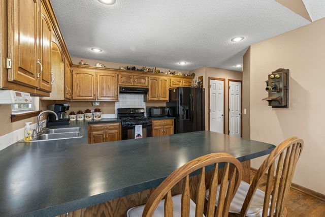 26690 Oakwood Lane, Clinton, MO 64735