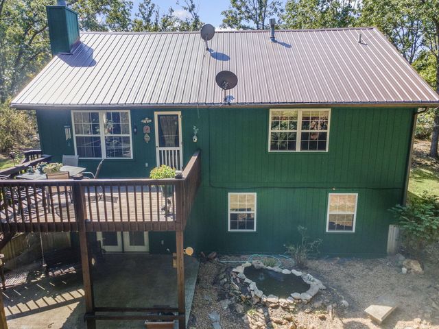 26690 Oakwood Lane, Clinton, MO 64735