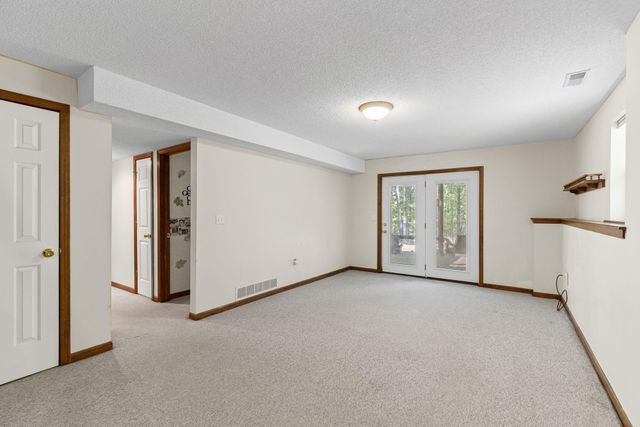 26690 Oakwood Lane, Clinton, MO 64735