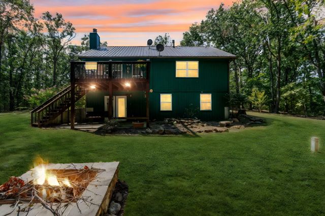 26690 Oakwood Lane, Clinton, MO 64735