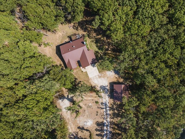 26690 Oakwood Lane, Clinton, MO 64735