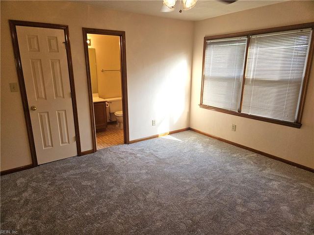 936 Honeycutt Way WAY, Virginia Beach, VA 23464